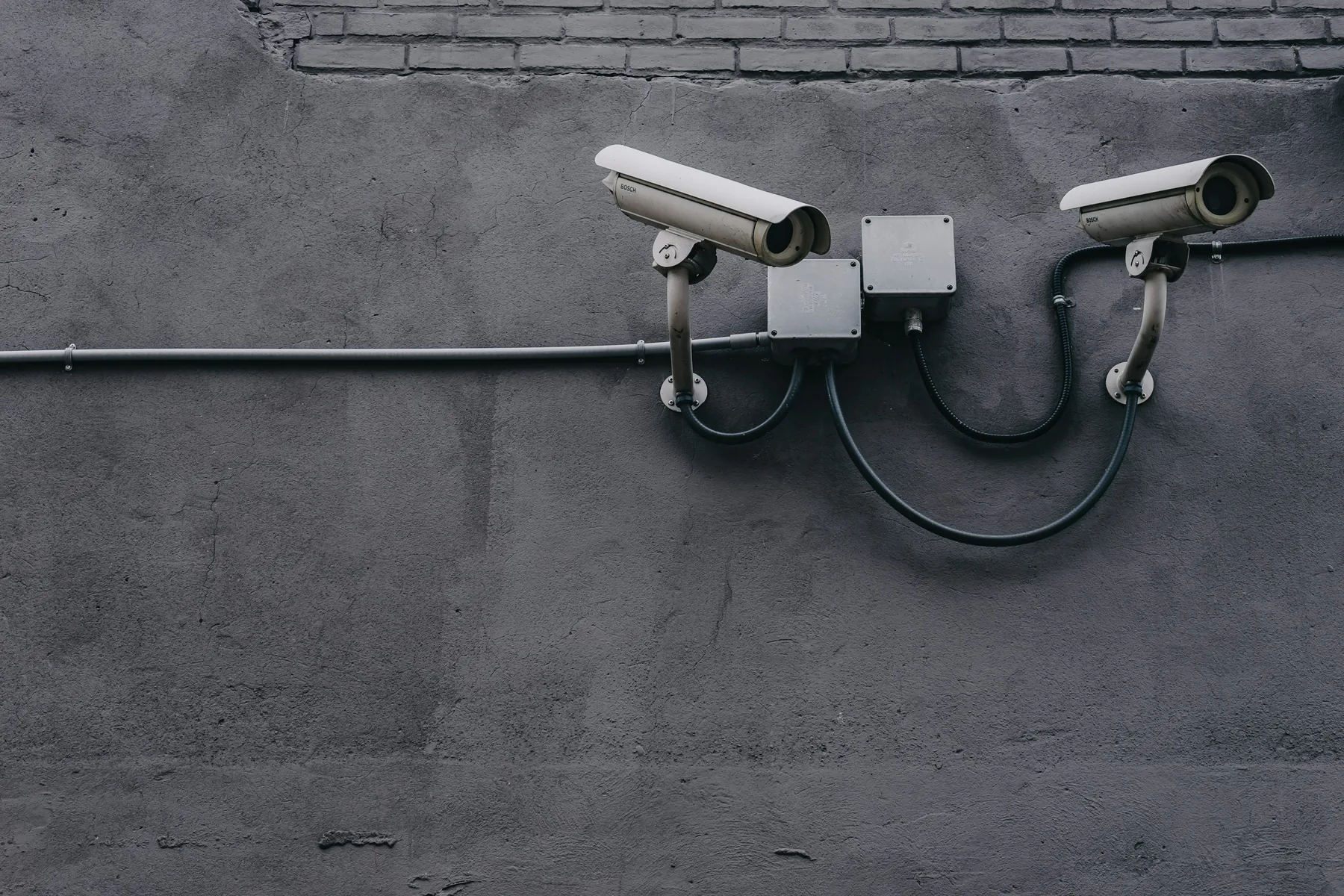 บริการติดตั้งระบบกล้องวงจรปิด CCTV AI ตรวจจับอัจฉริยะ สำหรับโรงงาน องค์กร
